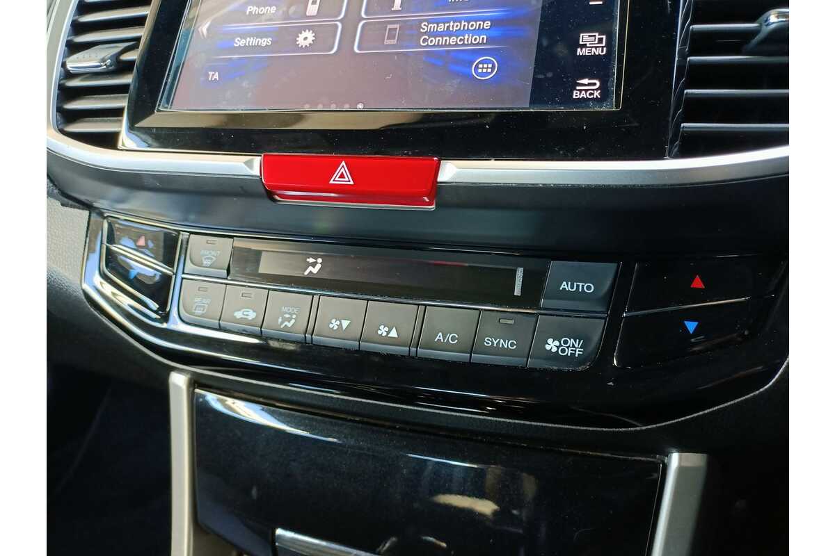 2017 Honda Accord VTi-L 9th Gen