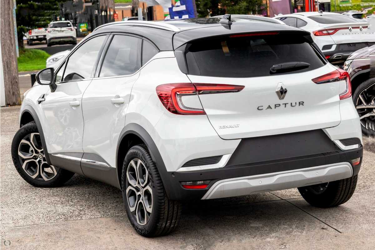 2022 Renault Captur Intens XJB