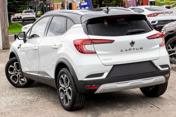 2022 Renault Captur Intens XJB