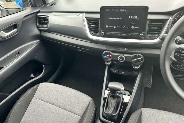 2023 Kia Stonic S YB