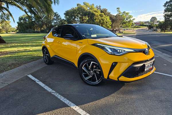 2022 Toyota C-HR Koba ZYX10R