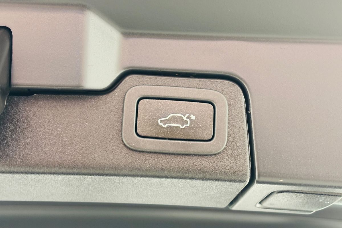 2012 RANGE ROVER EVOQUE SD4 PRESTIGE 6 SP AUTOMATIC 5D WAGON DT4 DIESEL