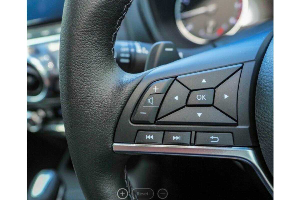 2022 Nissan JUKE ST-L F16