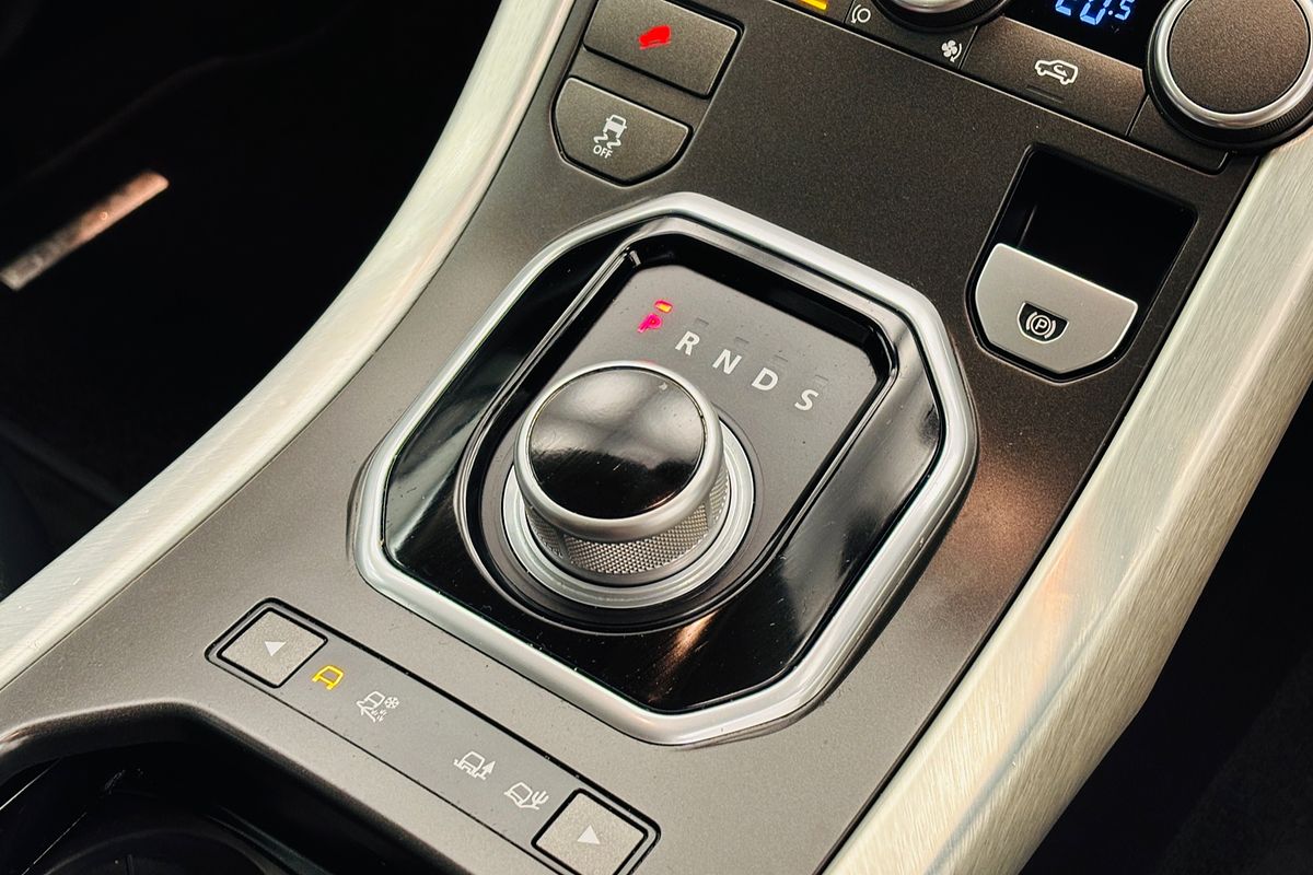 2012 RANGE ROVER EVOQUE SD4 PRESTIGE 6 SP AUTOMATIC 5D WAGON DT4 DIESEL