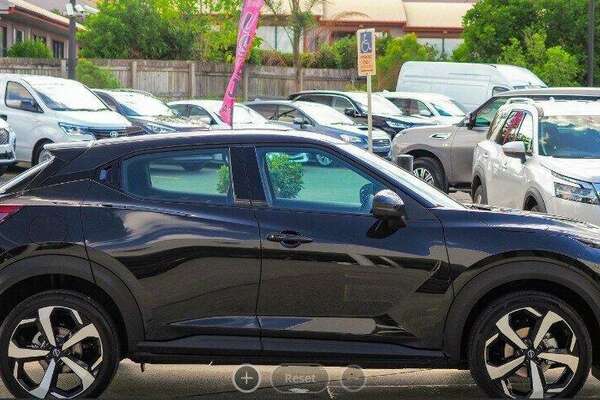2022 Nissan JUKE ST-L F16