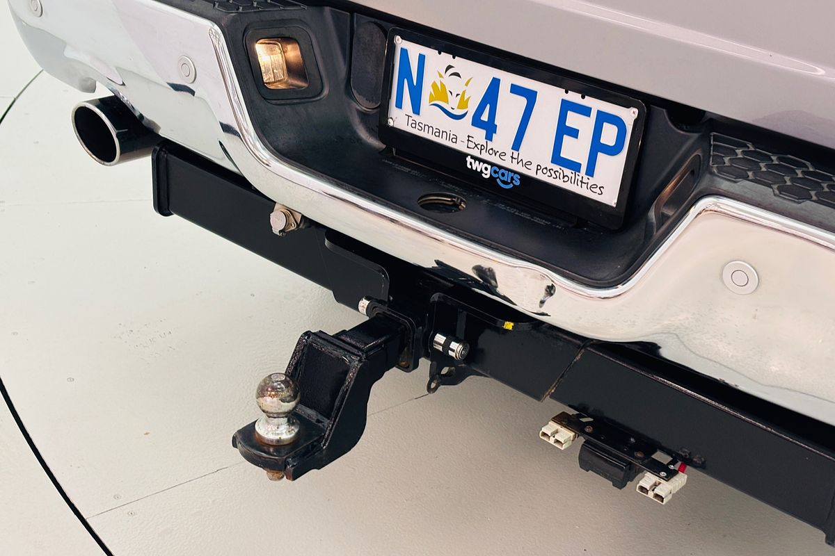 2019 Ram. 1500 LARAMIE (4x4) 885KG W/RAMBOXES 8 SP AUTOMATIC CREW CAB UTILITY V8