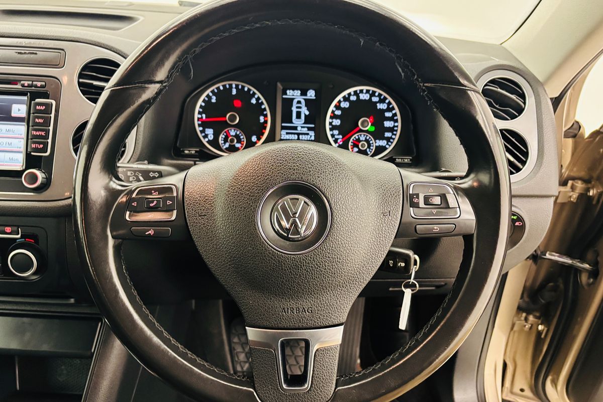 2013 Volkswagen TIGUAN 103 TDI PACIFIC 7 SP AUTO DIRECT SHIFT 4D WAGON DT4 DIESEL