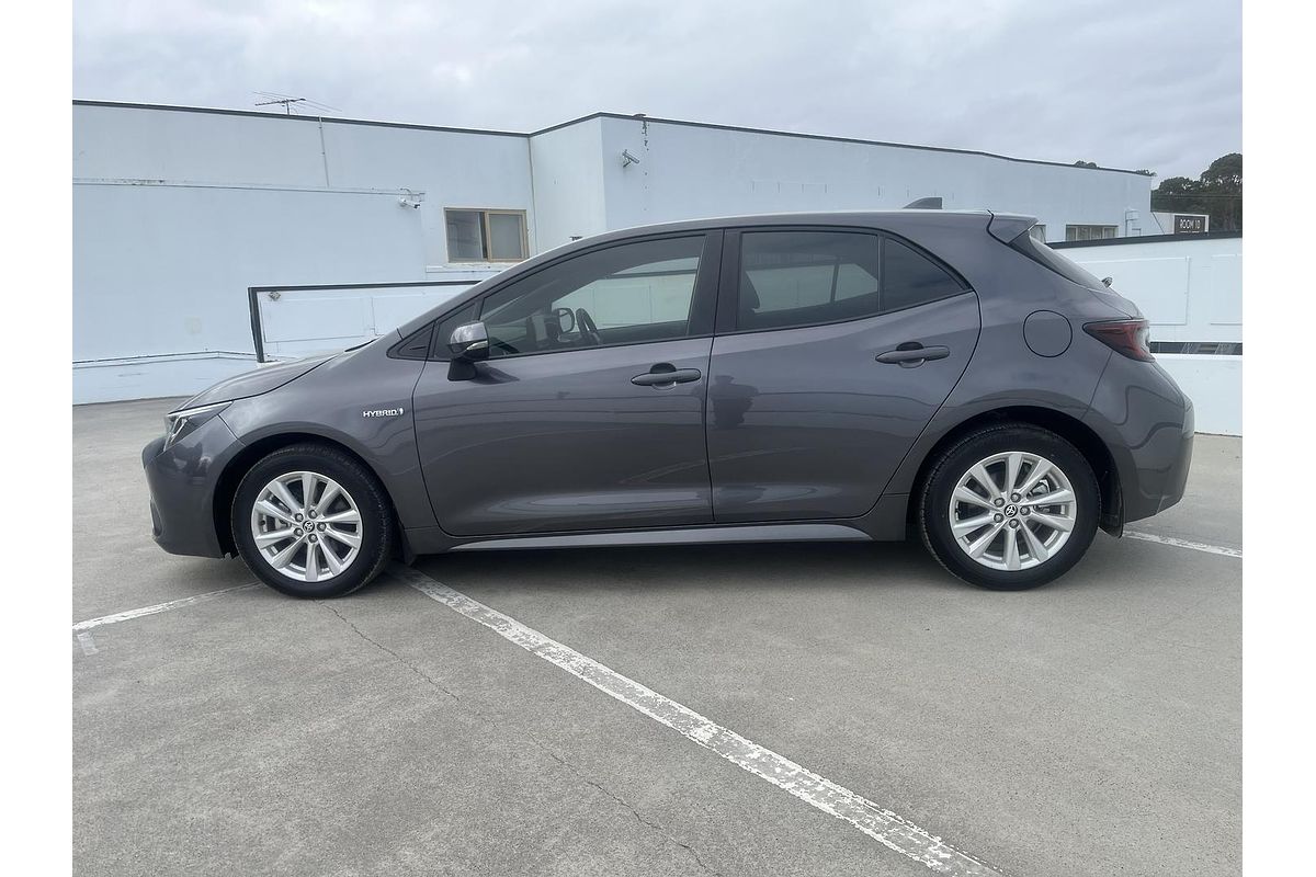 2022 Toyota Corolla Ascent Sport Hybrid ZWE211R