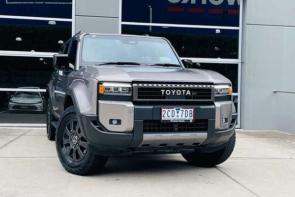2025 Toyota Landcruiser Prado