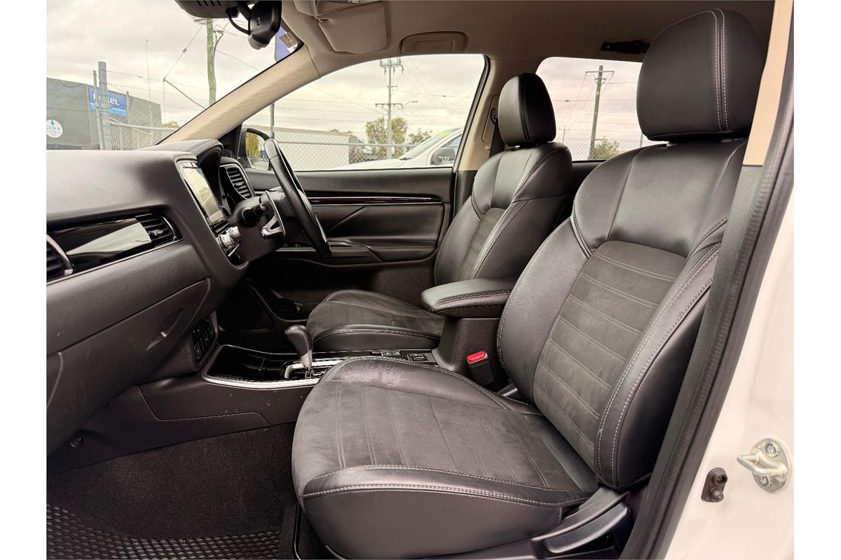 2020 Mitsubishi Outlander LS ZL