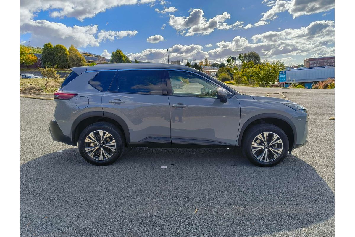 2025 Nissan X-TRAIL ST-L T33