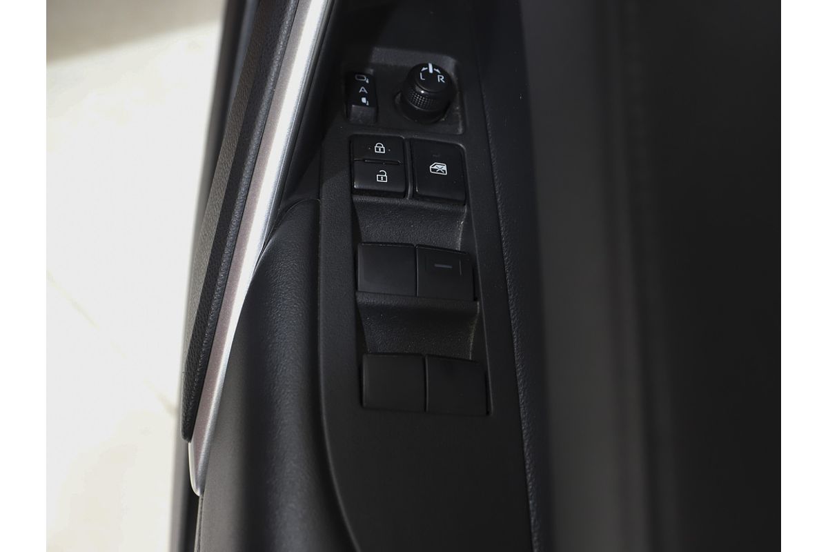 Corolla Cross HV GXL 2.0L Hybrid Auto CVT 5 Door Hatch 4V74820 001