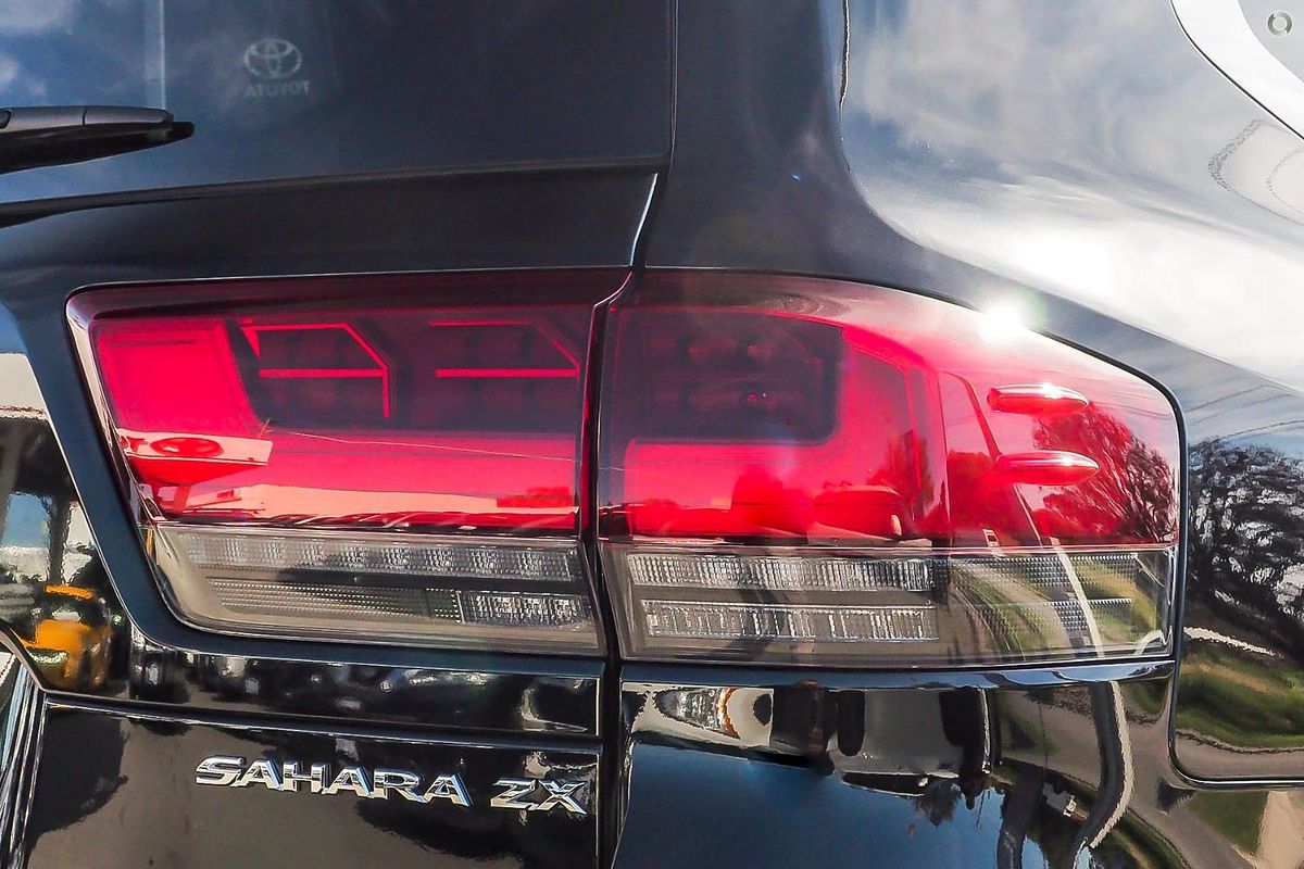 2022 Toyota Landcruiser Sahara ZX FJA300R