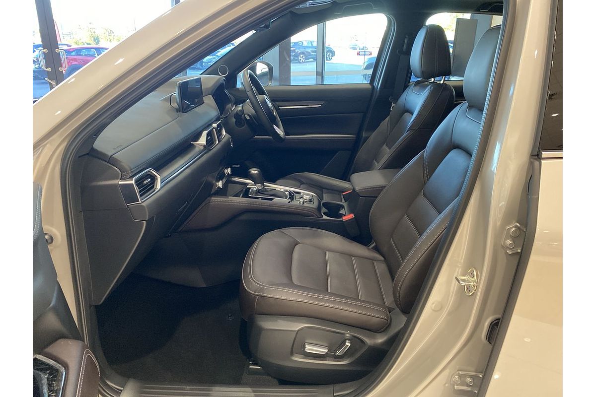 2025 Mazda CX-5 G35 Akera KF Series