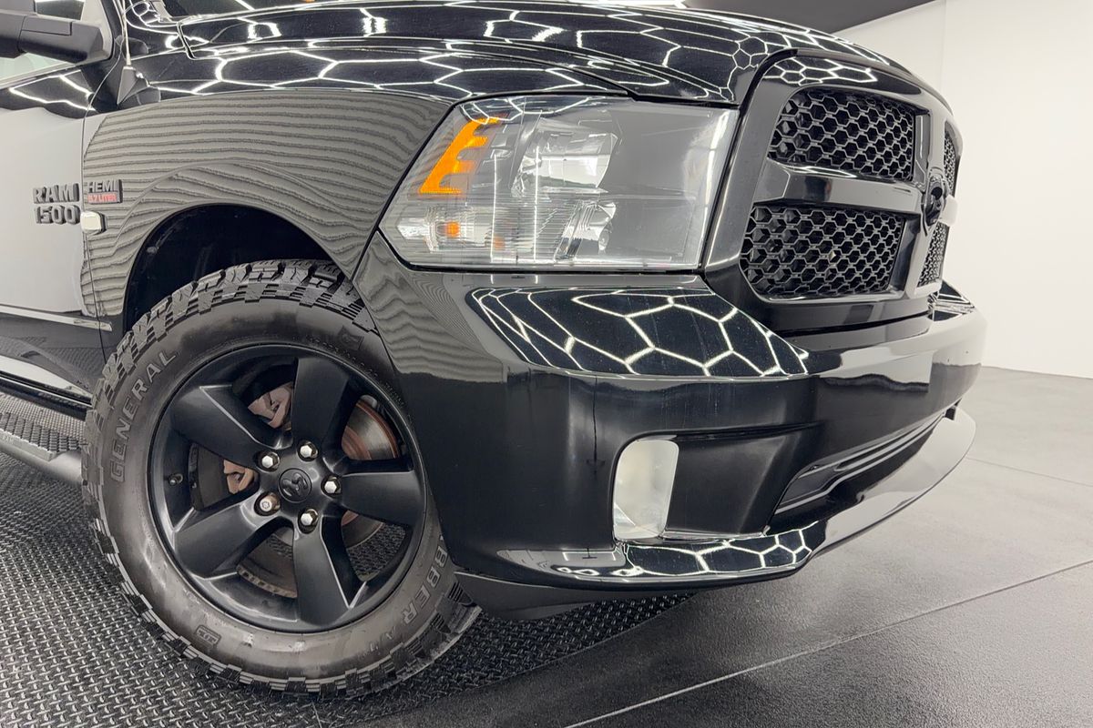 2022 RAM 1500 Express DS 4X4 SWB