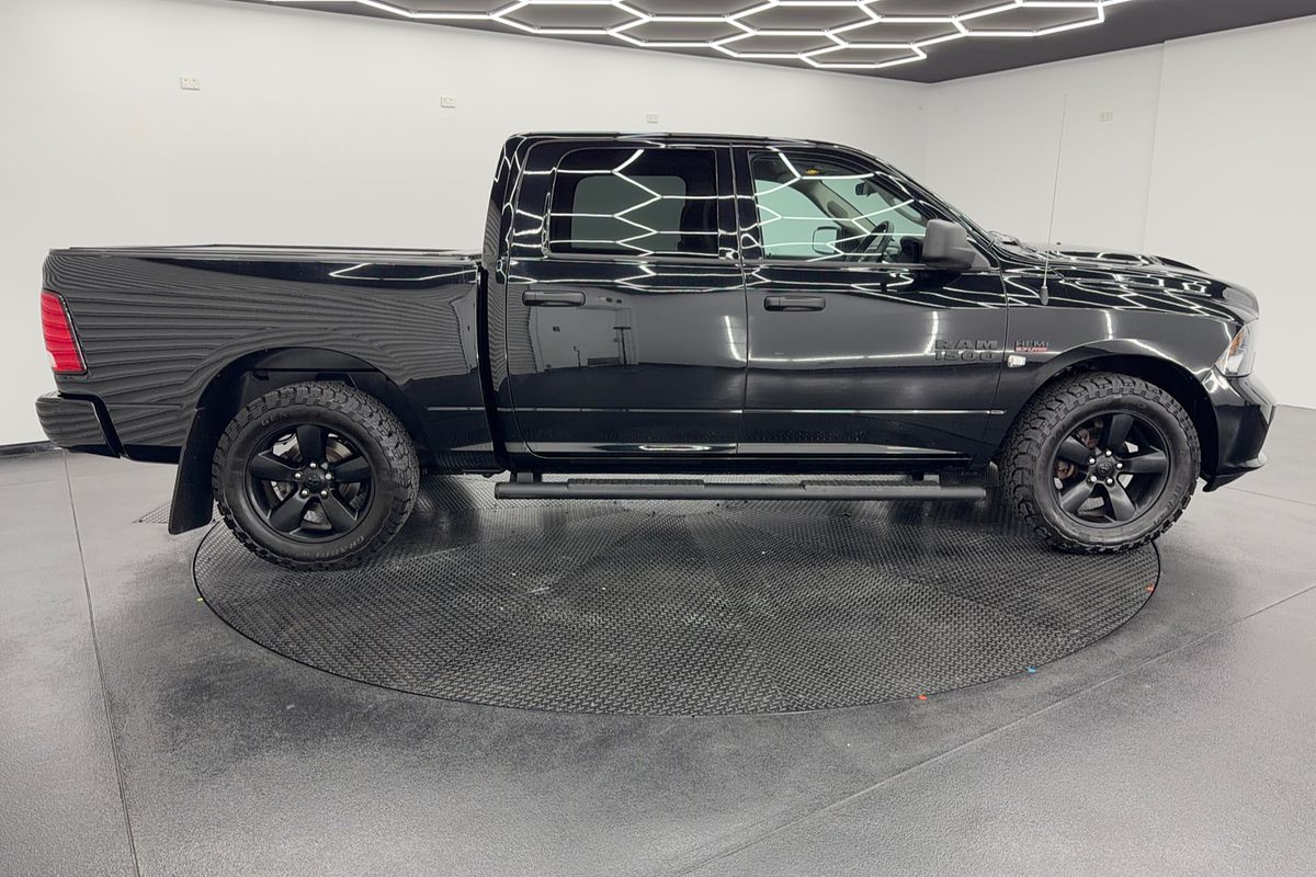 2022 RAM 1500 Express DS 4X4 SWB