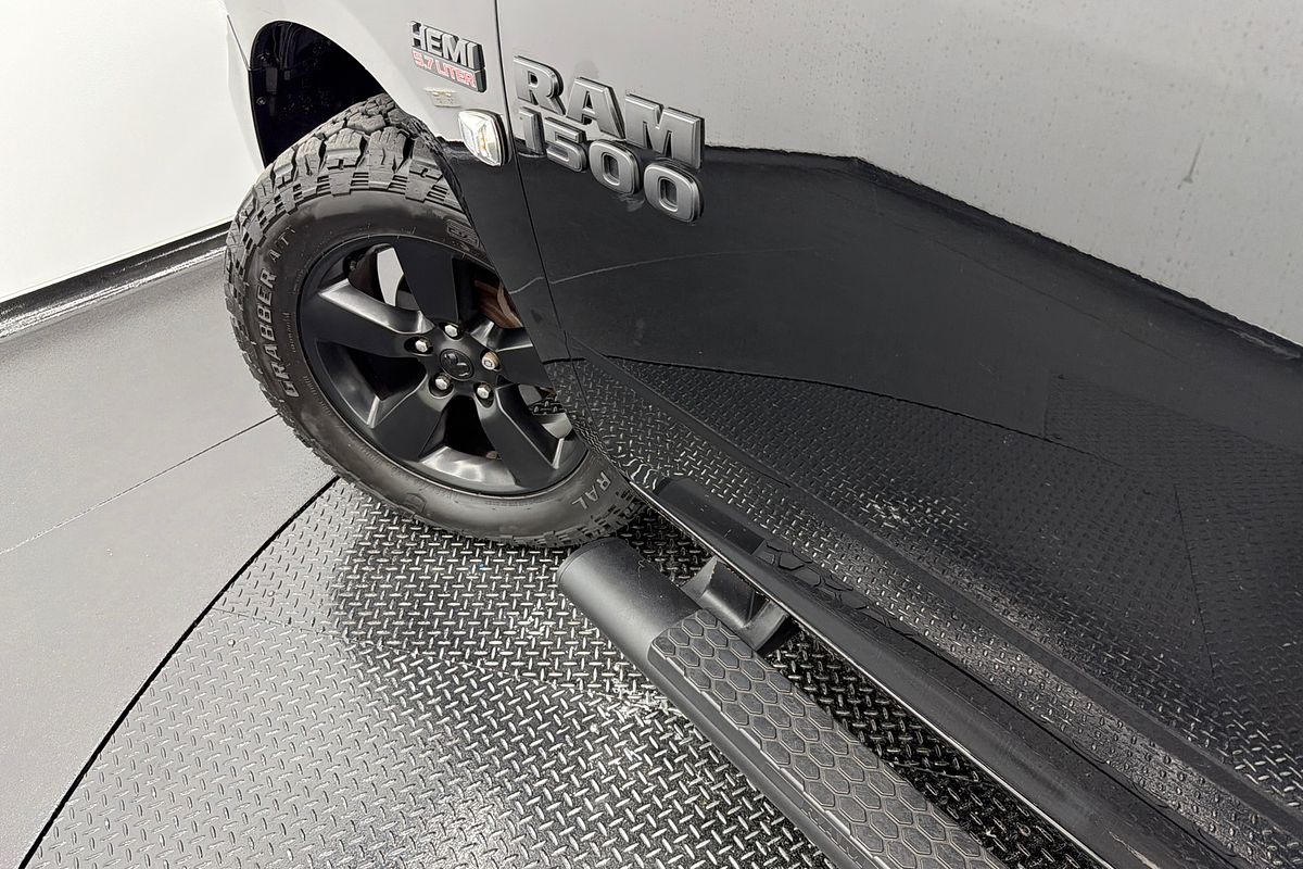 2022 RAM 1500 Express DS 4X4 SWB