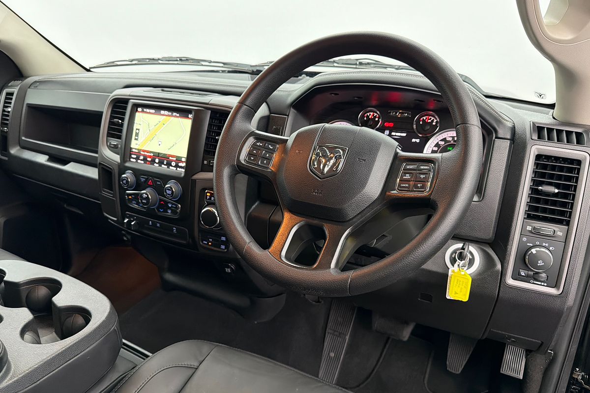 2022 RAM 1500 Express DS 4X4 SWB