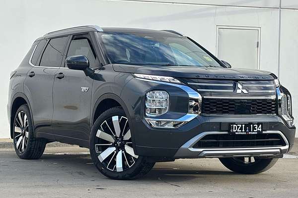 2025 Mitsubishi Outlander PHEV Exceed ZM