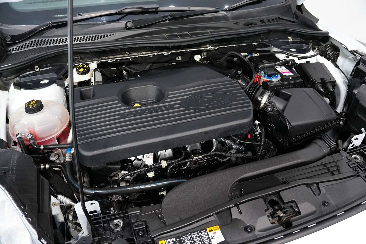 2021 Ford Escape ST-Line ZH