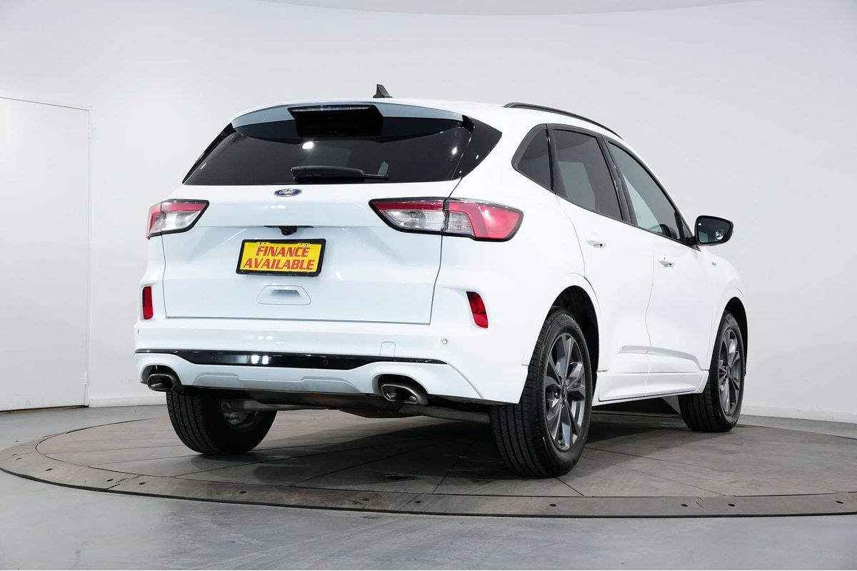 2021 Ford Escape ST-Line ZH
