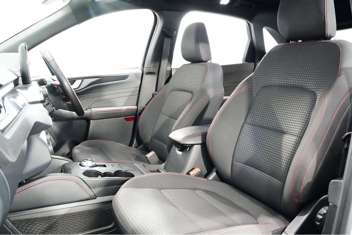 2021 Ford Escape ST-Line ZH