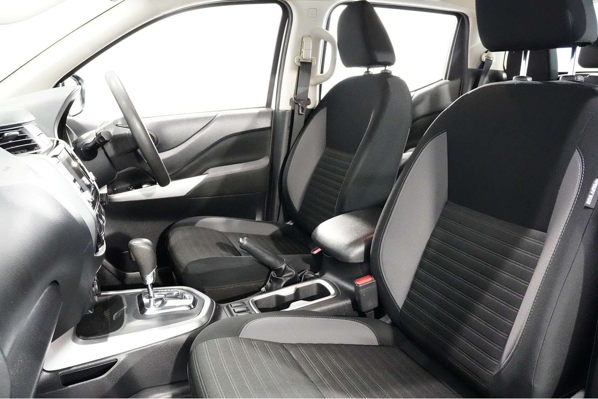 2022 Nissan Navara SL D23 4X4