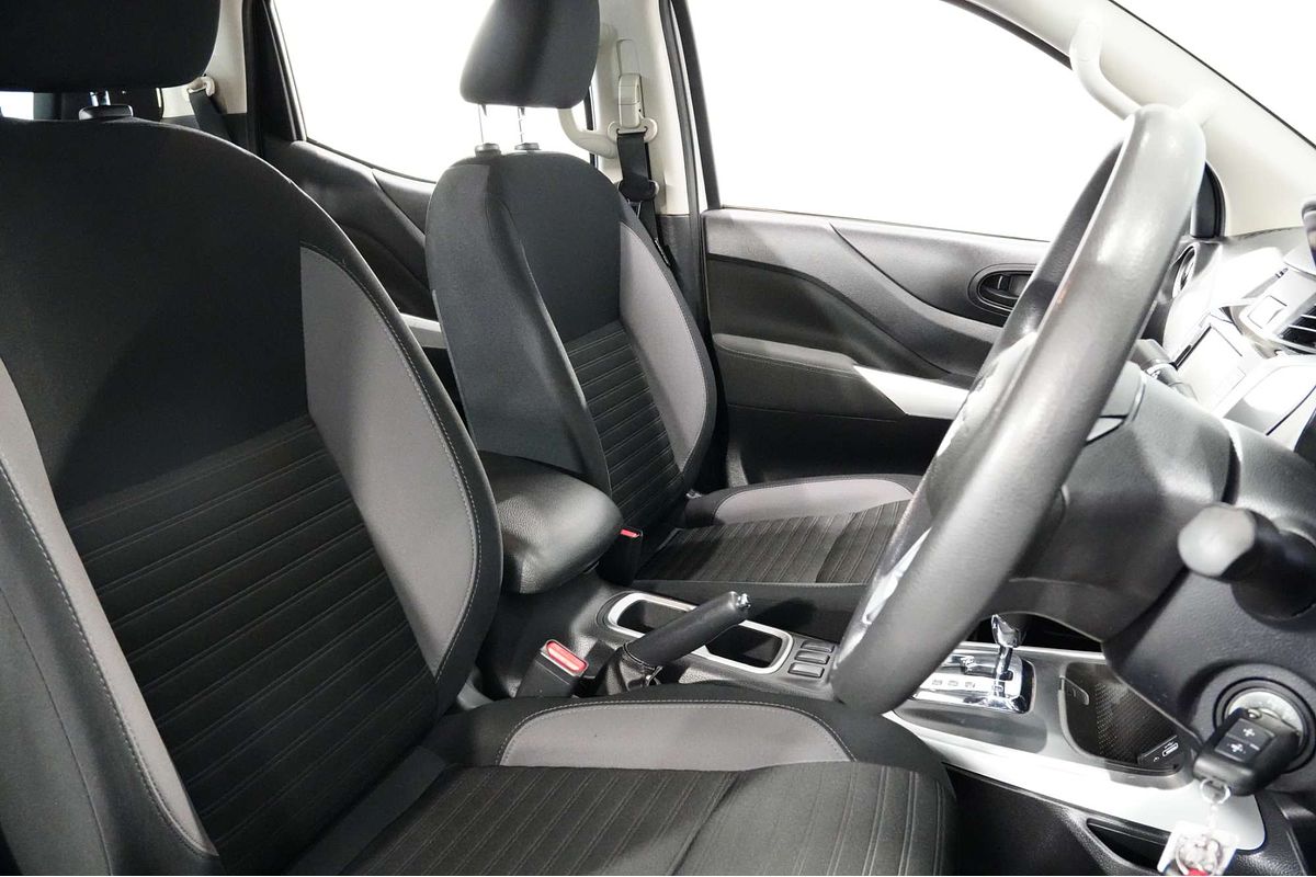 2022 Nissan Navara SL D23 4X4