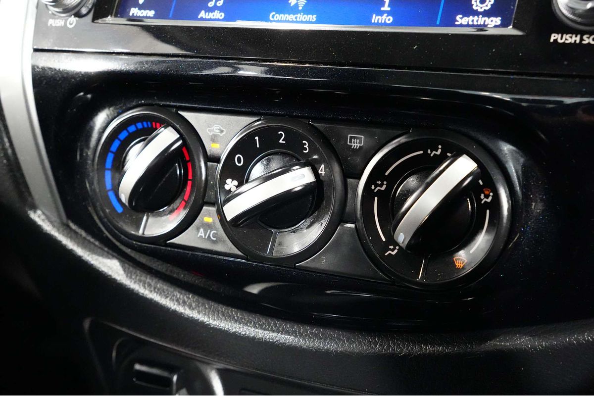 2022 Nissan Navara SL D23 4X4