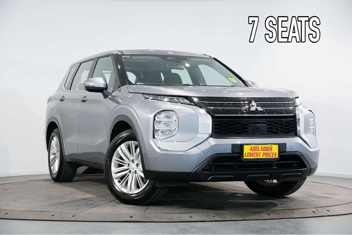2022 Mitsubishi Outlander ES ZM