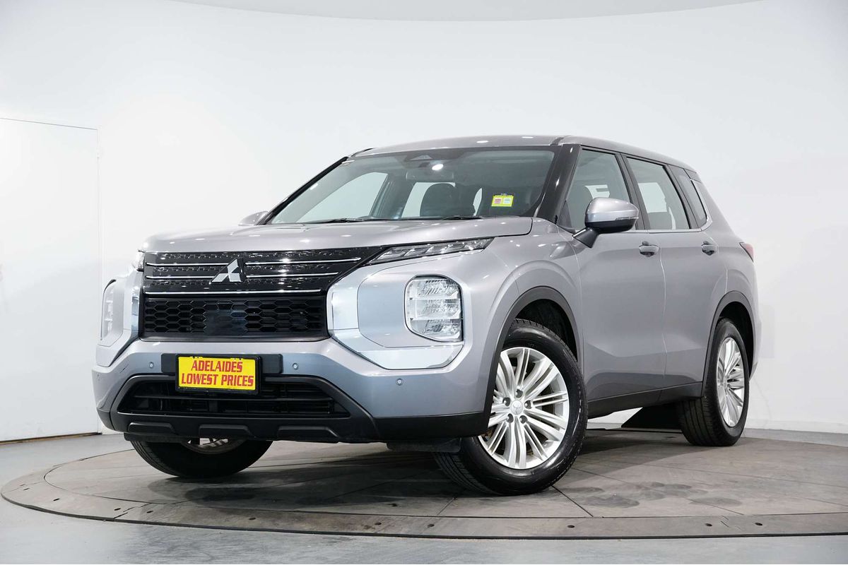 2022 Mitsubishi Outlander ES ZM