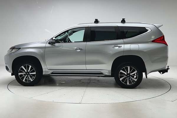 2018 Mitsubishi Pajero Sport Exceed QE thumb-4
