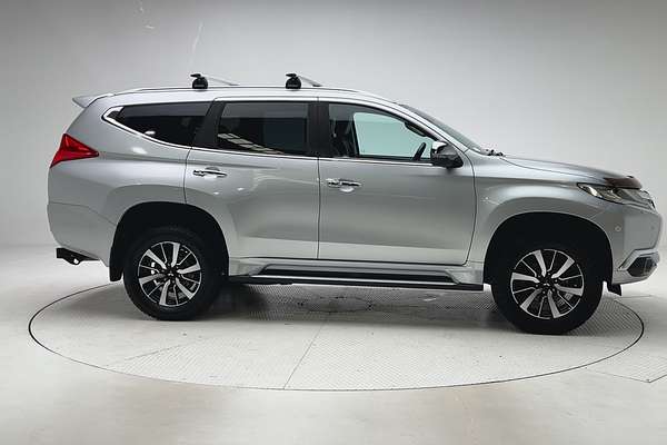 2018 Mitsubishi Pajero Sport Exceed QE thumb-8