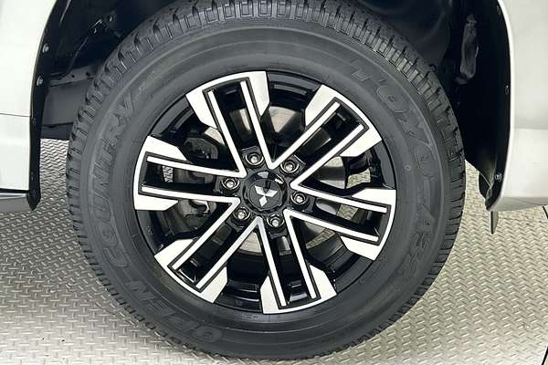 2022 Mitsubishi Pajero Sport Exceed QF thumb-9