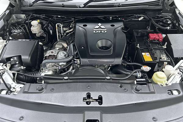 2022 Mitsubishi Pajero Sport Exceed QF thumb-10