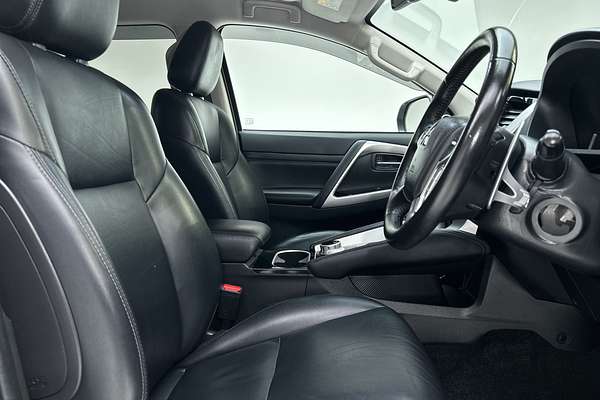 2022 Mitsubishi Pajero Sport Exceed QF thumb-12