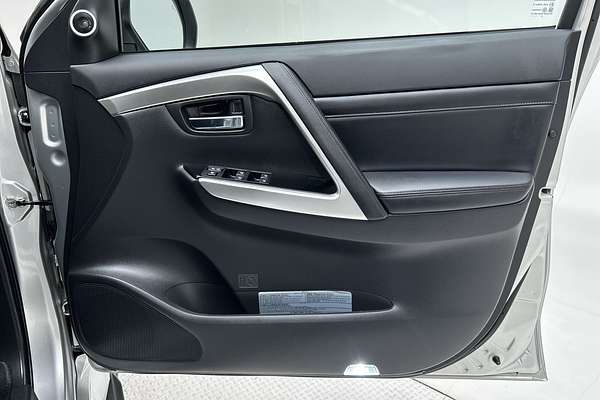 2022 Mitsubishi Pajero Sport Exceed QF thumb-18