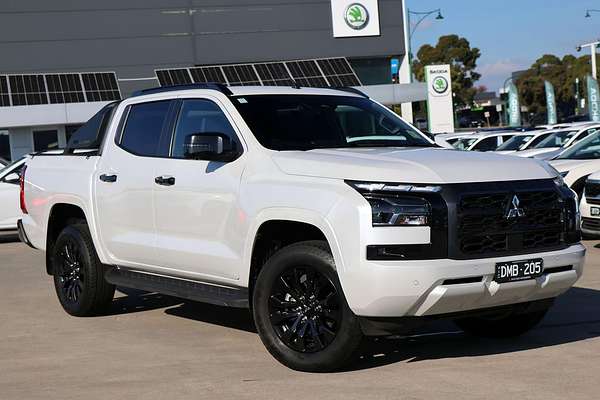 2025 Mitsubishi Triton GSR MV 4X4