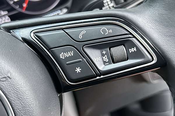 2023 Audi Q2 35 TFSI GA thumb-17