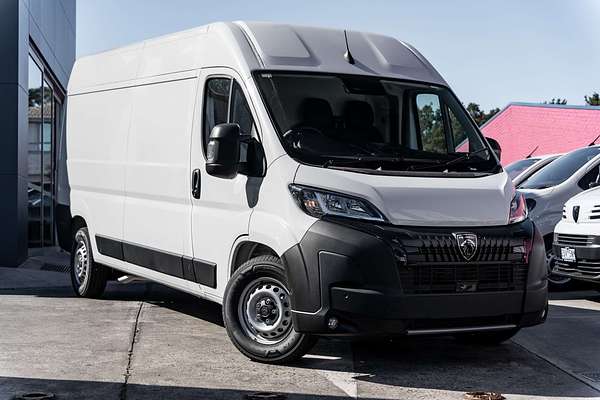 2025 Peugeot Boxer Pro X250 LWB Mid Roof
