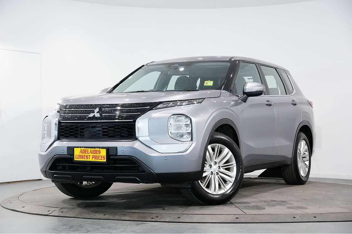 2022 Mitsubishi Outlander ES ZM