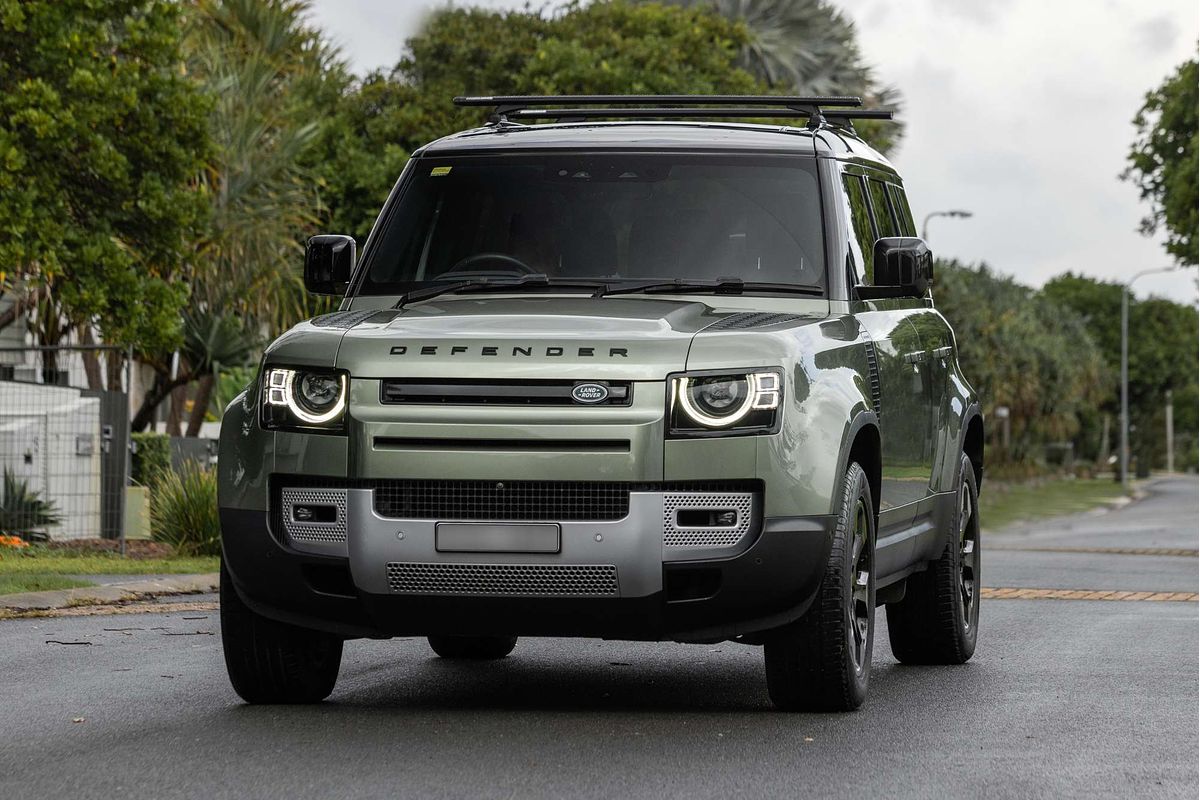 2023 Land Rover Defender 110 D300 SE L663