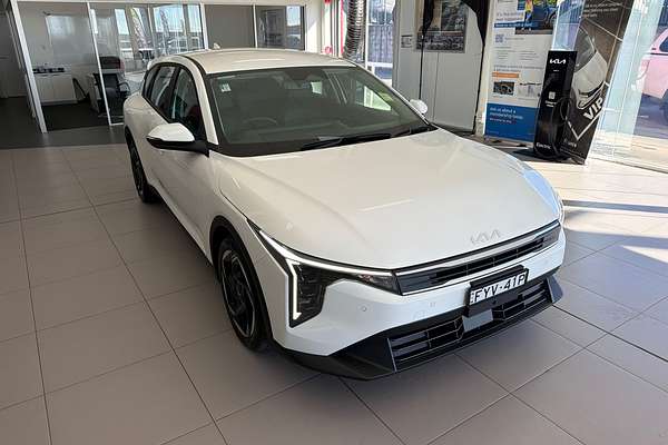 2025 Kia K4 Sport+ CL4m
