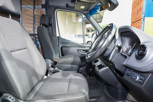 2023 Mercedes-Benz Sprinter 315CDI VS30 MWB Low Roof thumb-8
