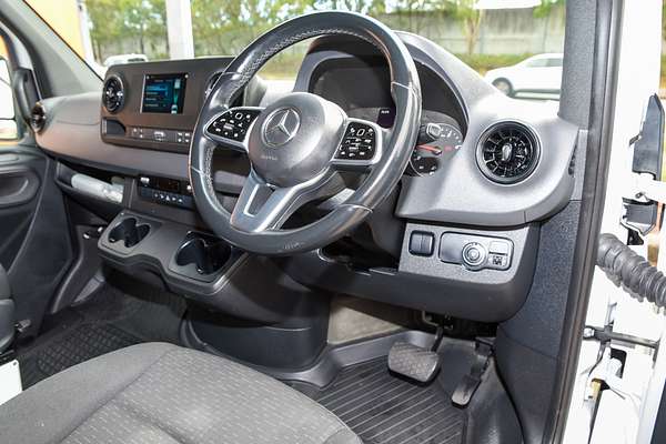 2023 Mercedes-Benz Sprinter 315CDI VS30 MWB Low Roof thumb-15