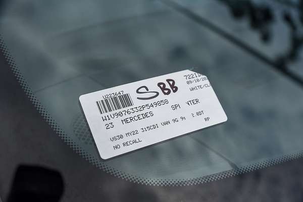 2023 Mercedes-Benz Sprinter 315CDI VS30 MWB Low Roof thumb-19