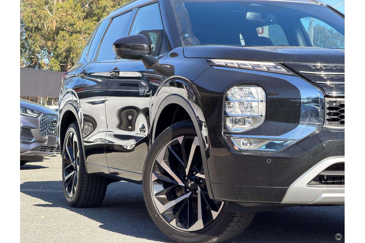2025 Mitsubishi Outlander PHEV Exceed Tourer ZM