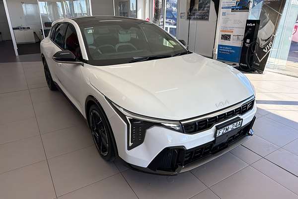 2026 Kia K4 GT-Line CL4m