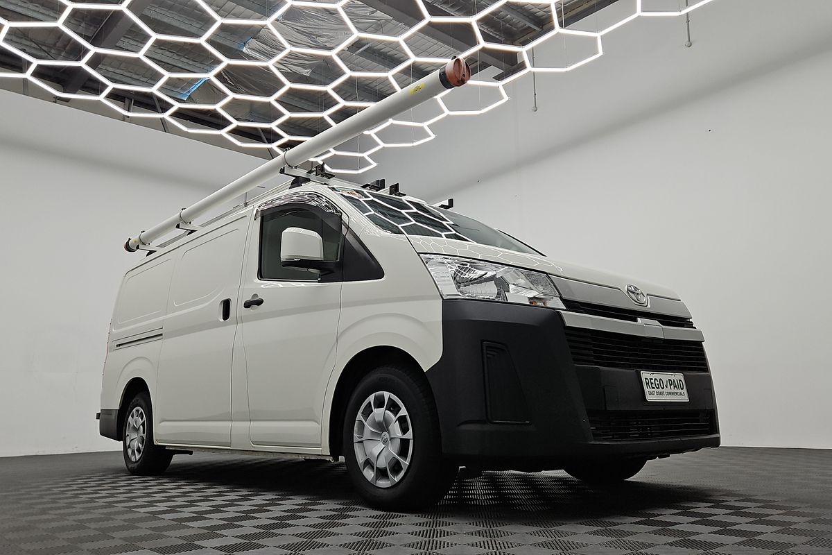 2022 Toyota Hiace GDH300R LWB
