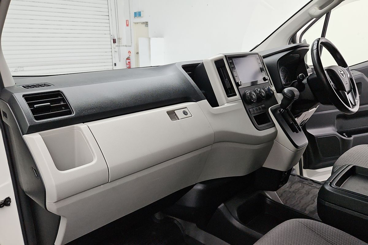2022 Toyota Hiace GDH300R LWB